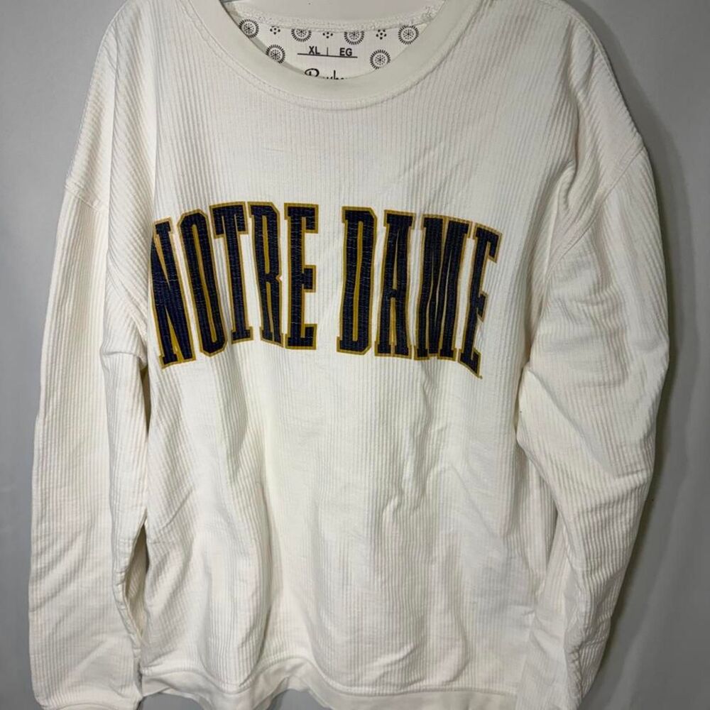Pressbox Women's White and Cream Sweatshirt